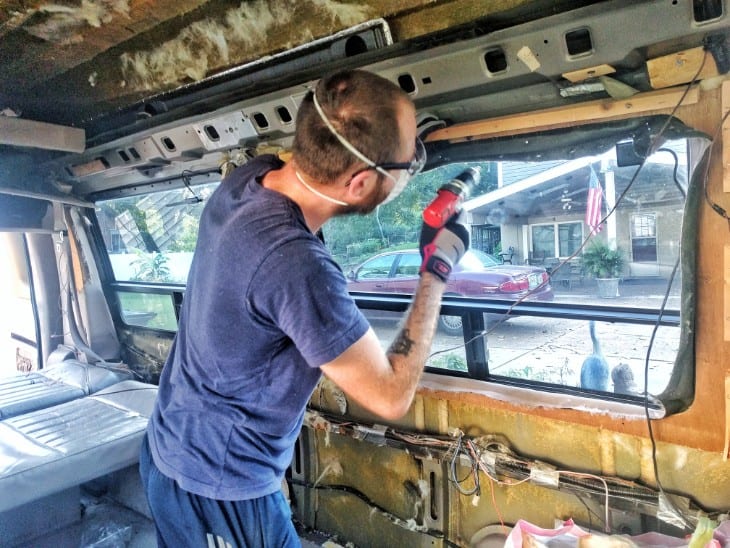 taking-apart-window-frames