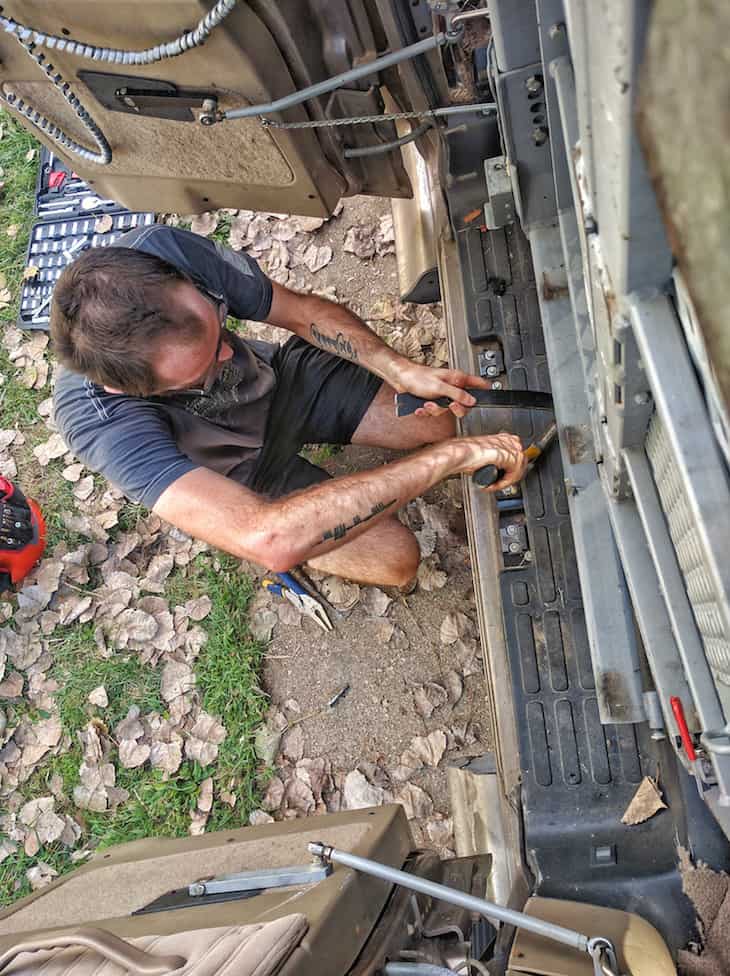 Wheelchair lift removal