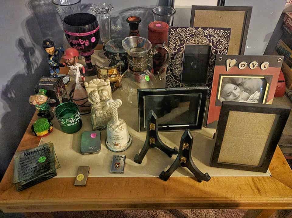 Selling stuff display