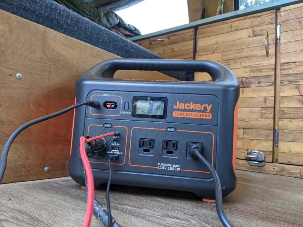 Jackery Explorer 1000 PRO 1,002Wh / 1,000W Portable Power Station + Choose  Your Custom Bundle | Complete Solar Kit