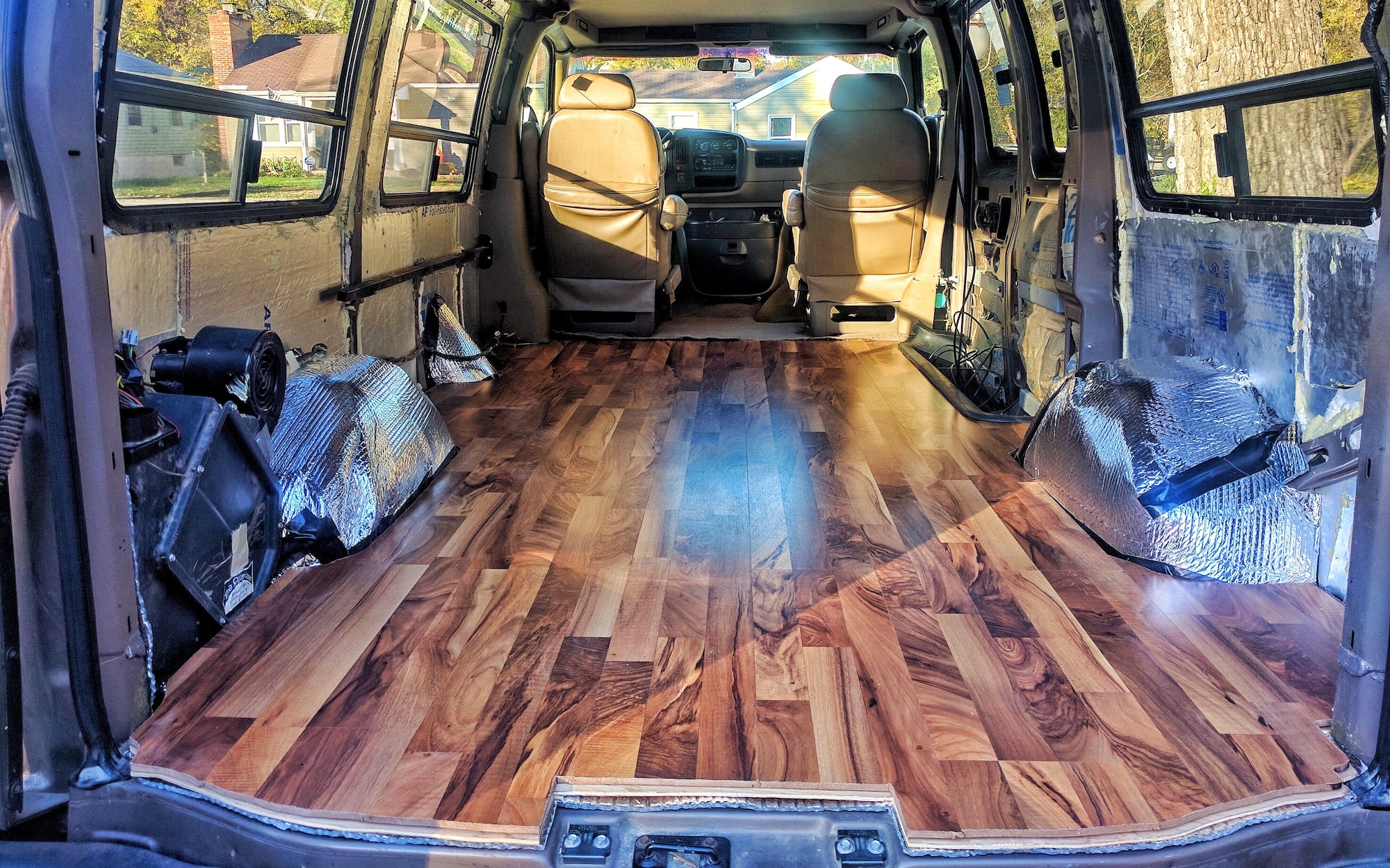 Removing The Rear AC Unit From A Conversion Van Gnomad Home