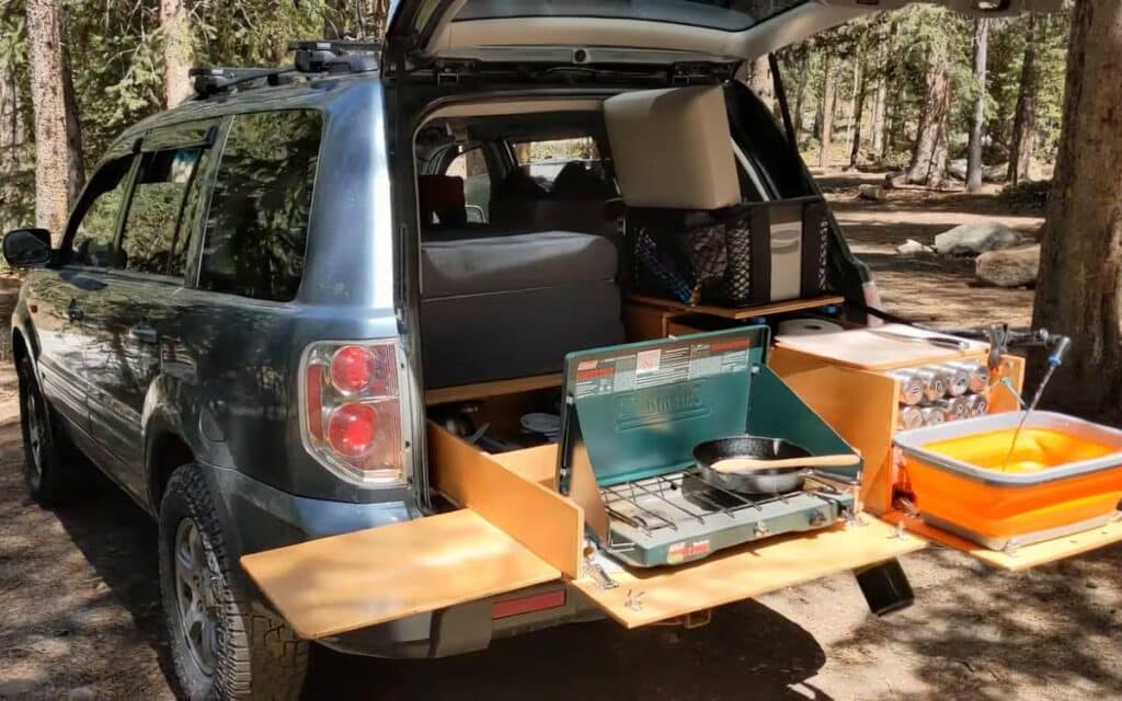 Sawyer's diy suv camper outdoor kitchen