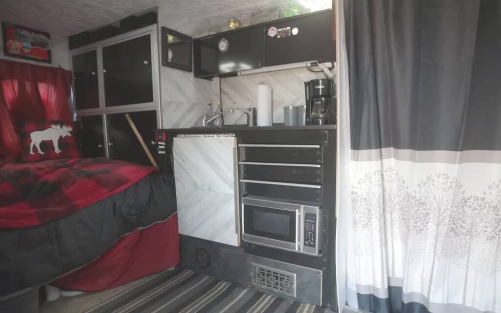 @van_vida_travels interior shot of vanlife rig