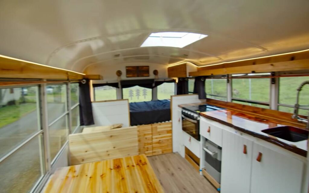 @abuslifestory Short bus conversion interior