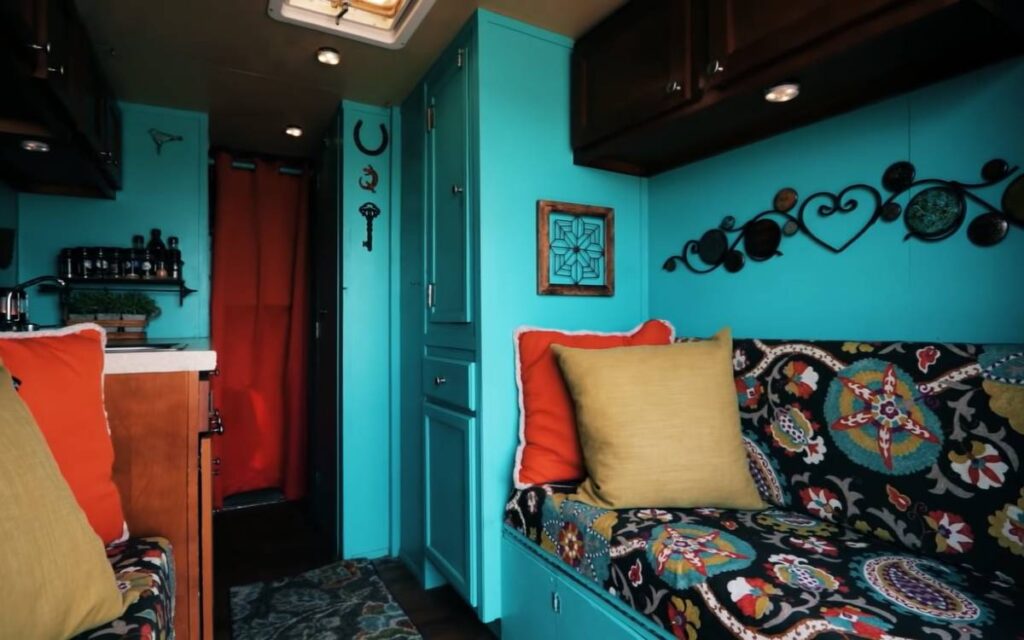 Box van camper interior