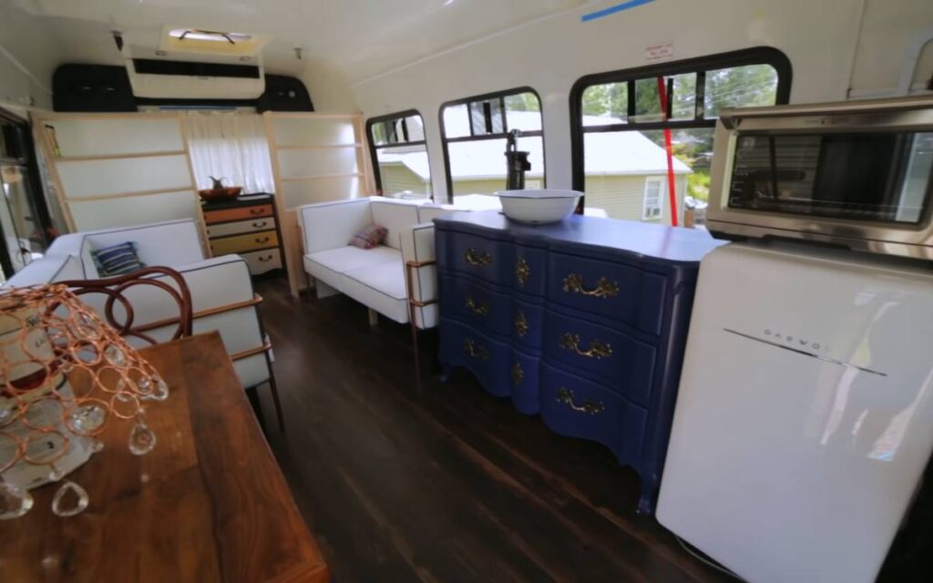 Carmen and Xaver's well-furnished shuttle bus conversion interior