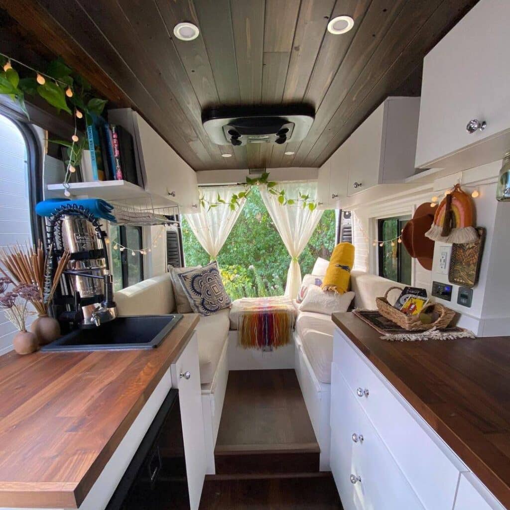 @blixandbess Interior of a campervan for stealth camp 